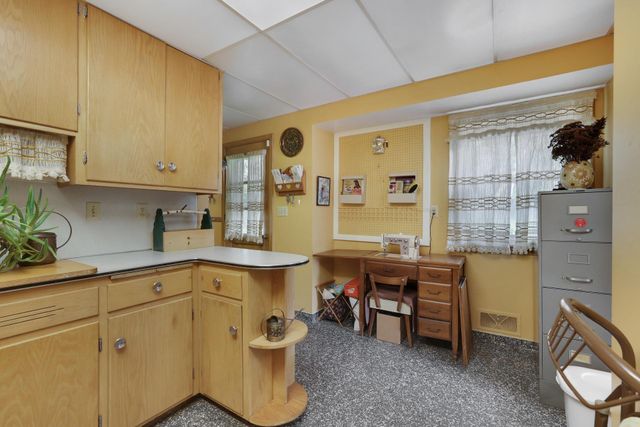 1826 Alameda Street, Roseville, MN 55113