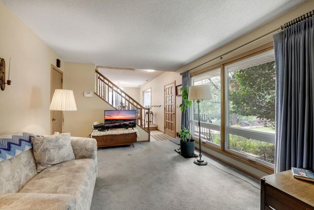 1826 Alameda Street, Roseville, MN 55113