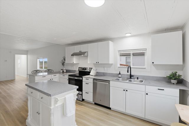 2201 N Craig Rd, Spokane, WA 99224