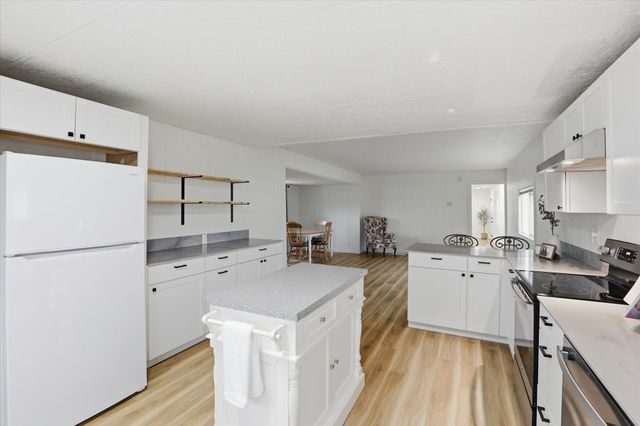 2201 N Craig Rd, Spokane, WA 99224