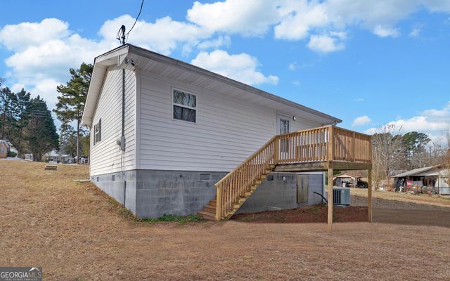 337 Rock Creek Road, Toccoa, GA 30577