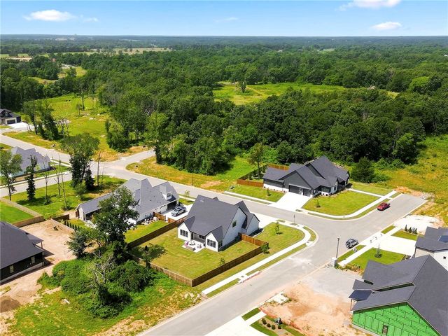 3620 Bridger Lane, Bentonville, AR 72712
