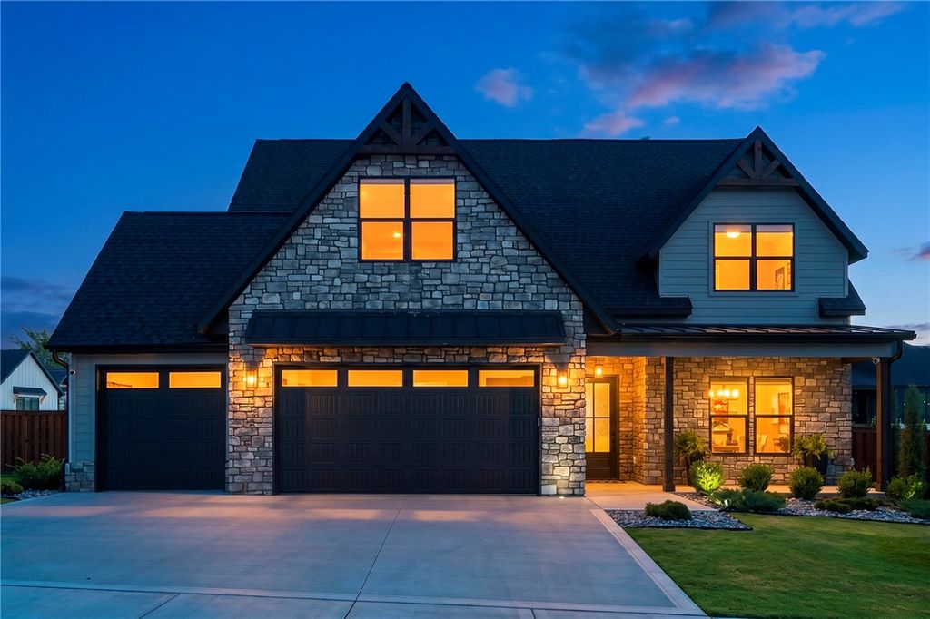 3620 Bridger Lane, Bentonville, AR 72712