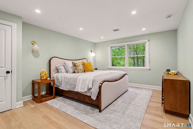 190 West Lane, Stamford, CT 06905