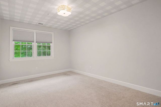 190 West Lane, Stamford, CT 06905