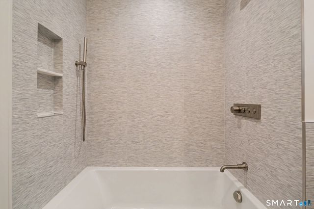 190 West Lane, Stamford, CT 06905