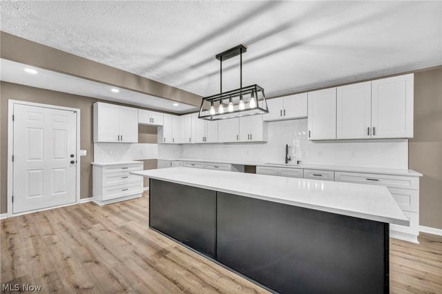 283 Haven Avenue, Barberton, OH 44203