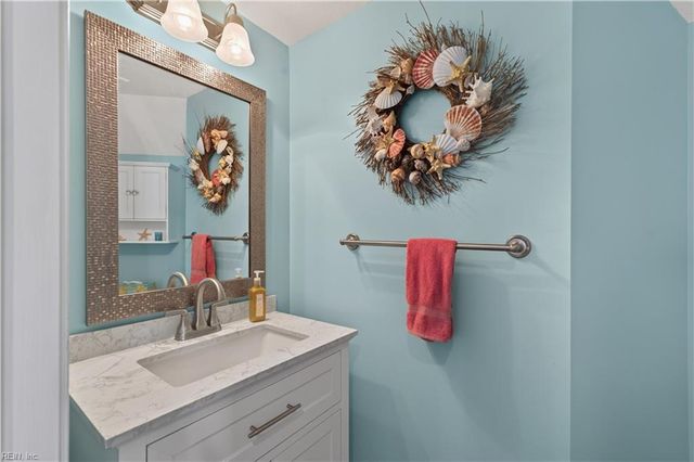 1929 Channing LN, Virginia Beach, VA 23456