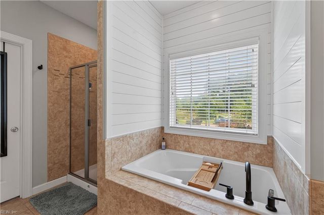 1929 Channing LN, Virginia Beach, VA 23456