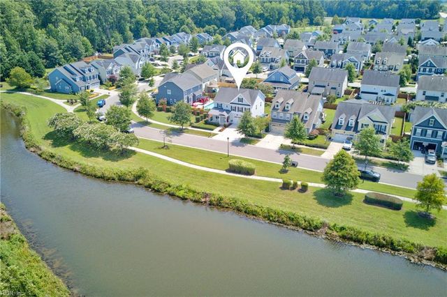 1929 Channing LN, Virginia Beach, VA 23456