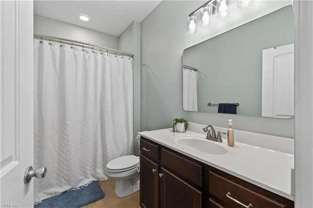 1929 Channing LN, Virginia Beach, VA 23456