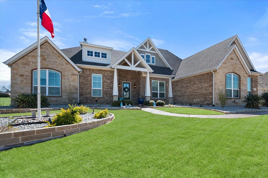 850 San Saba E, Midlothian, TX 76065