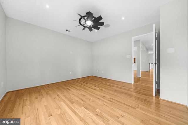 2105 SOUTH BAY LN, Reston, VA 20191