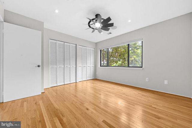 2105 SOUTH BAY LN, Reston, VA 20191