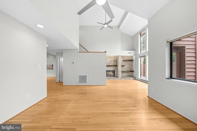 2105 SOUTH BAY LN, Reston, VA 20191