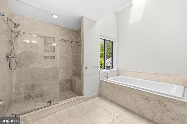 2105 SOUTH BAY LN, Reston, VA 20191