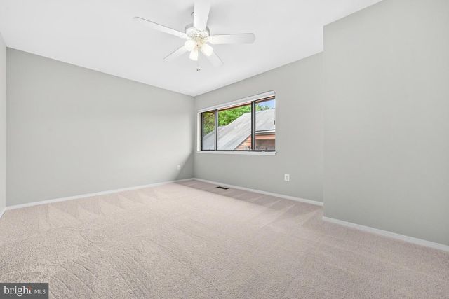 2105 SOUTH BAY LN, Reston, VA 20191