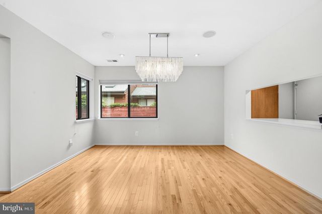 2105 SOUTH BAY LN, Reston, VA 20191