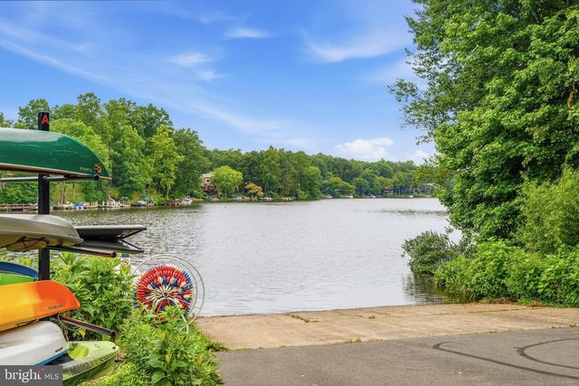 2105 SOUTH BAY LN, Reston, VA 20191