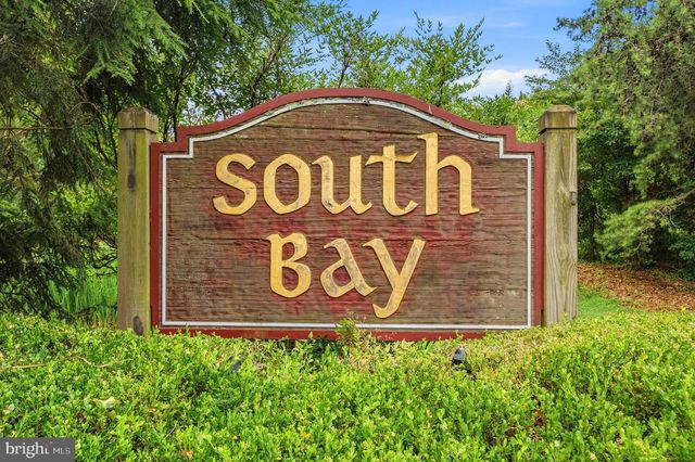 2105 SOUTH BAY LN, Reston, VA 20191