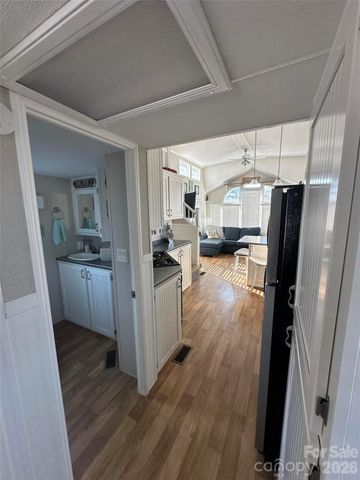 195 Grand View Drive, New London, NC 28127