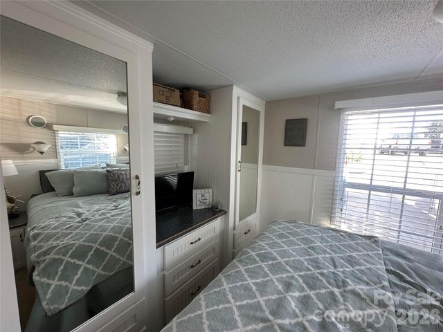195 Grand View Drive, New London, NC 28127
