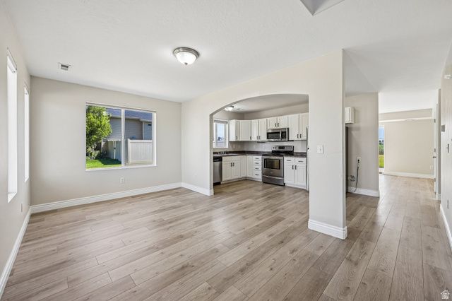 2359 S 3300 W, Syracuse, UT 84075