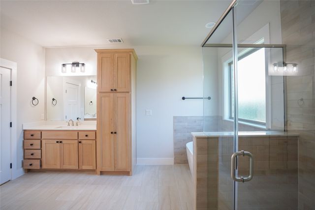 9020 Valley Oak Court, Springtown, TX 76082