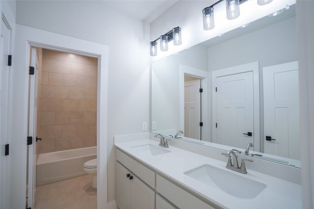 9020 Valley Oak Court, Springtown, TX 76082