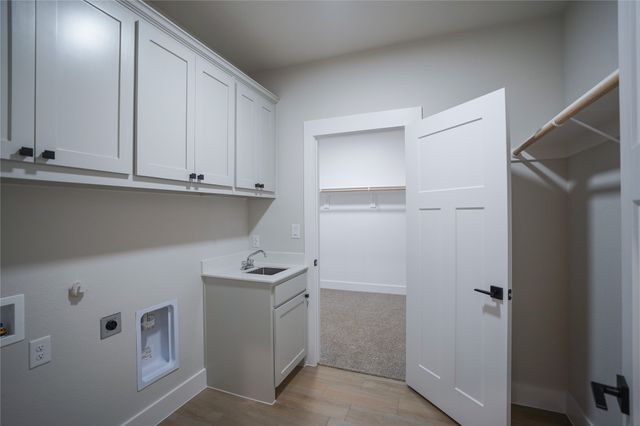 9020 Valley Oak Court, Springtown, TX 76082