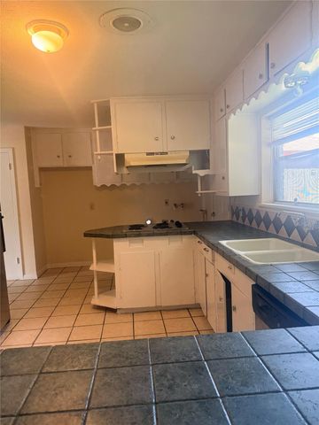 7623 Wilmerdean Street, Houston, TX 77061