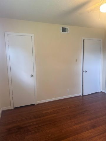 7623 Wilmerdean Street, Houston, TX 77061