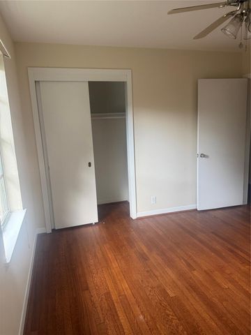 7623 Wilmerdean Street, Houston, TX 77061