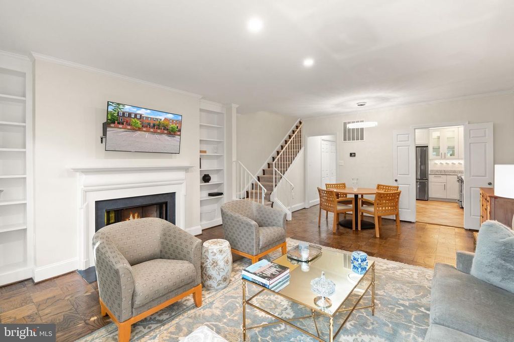 Image 12 of property listing at 1608 BELMONT ST NW #C, Washington, DC 20009