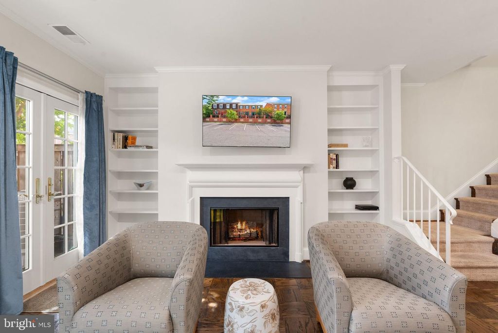 Image 13 of property listing at 1608 BELMONT ST NW #C, Washington, DC 20009