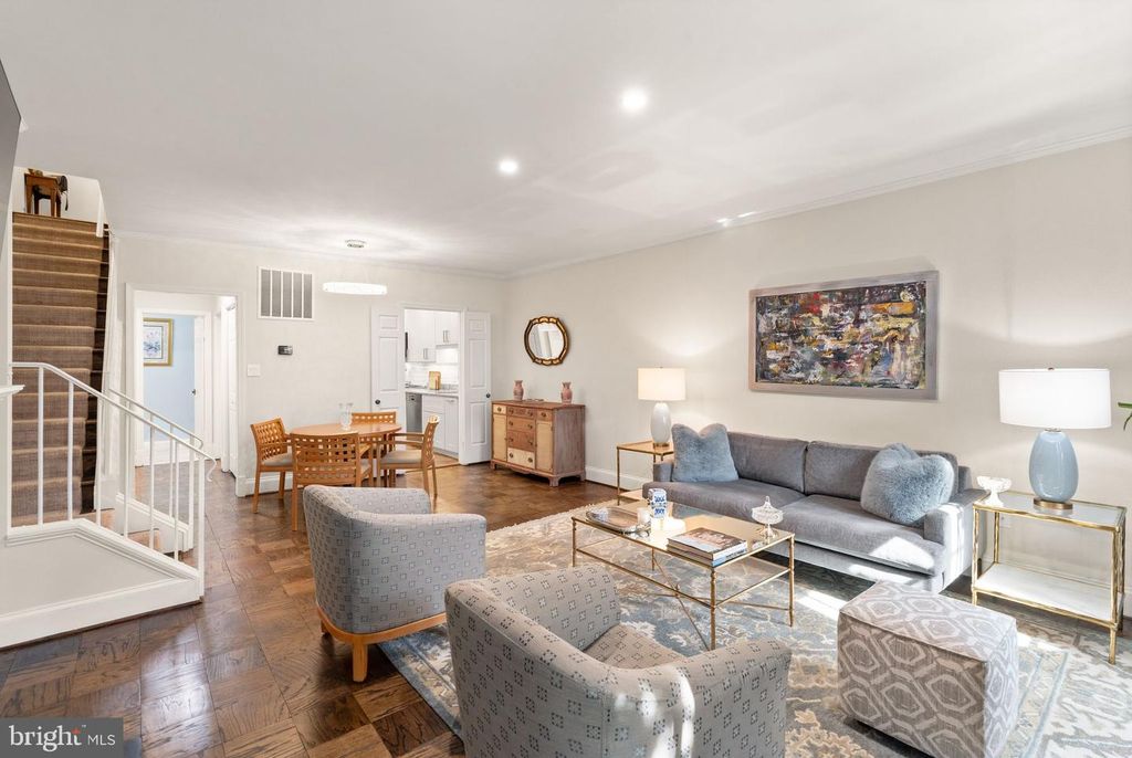 Image 14 of property listing at 1608 BELMONT ST NW #C, Washington, DC 20009