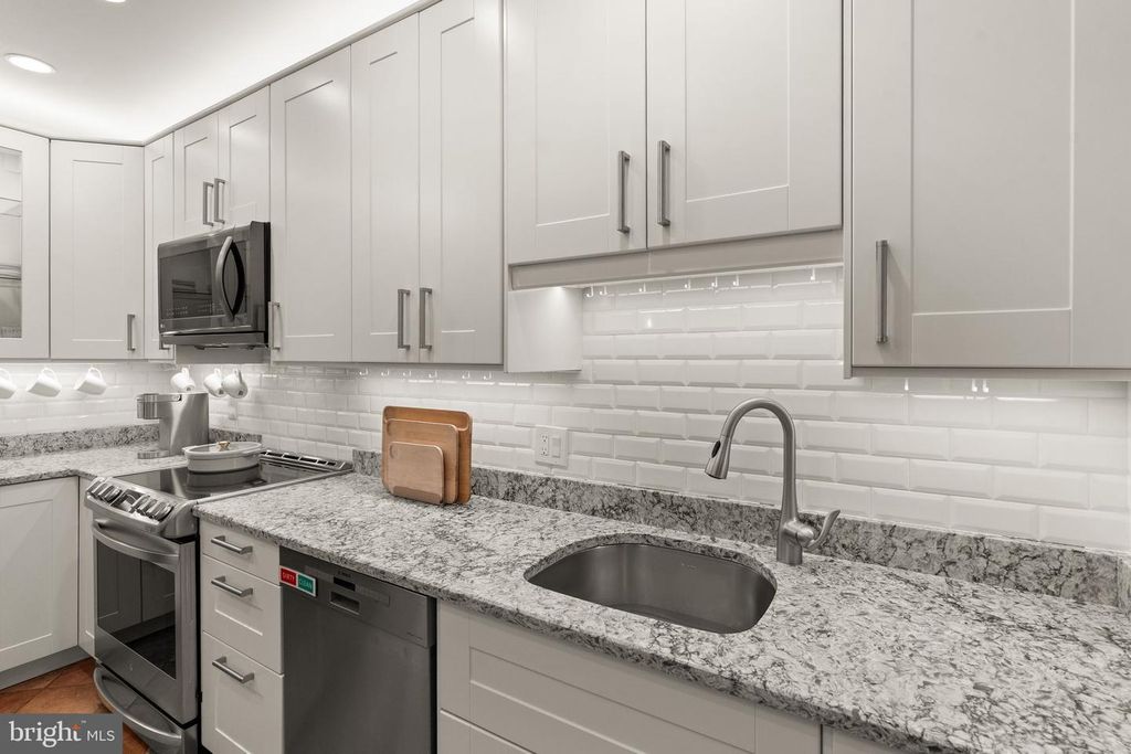 Image 18 of property listing at 1608 BELMONT ST NW #C, Washington, DC 20009