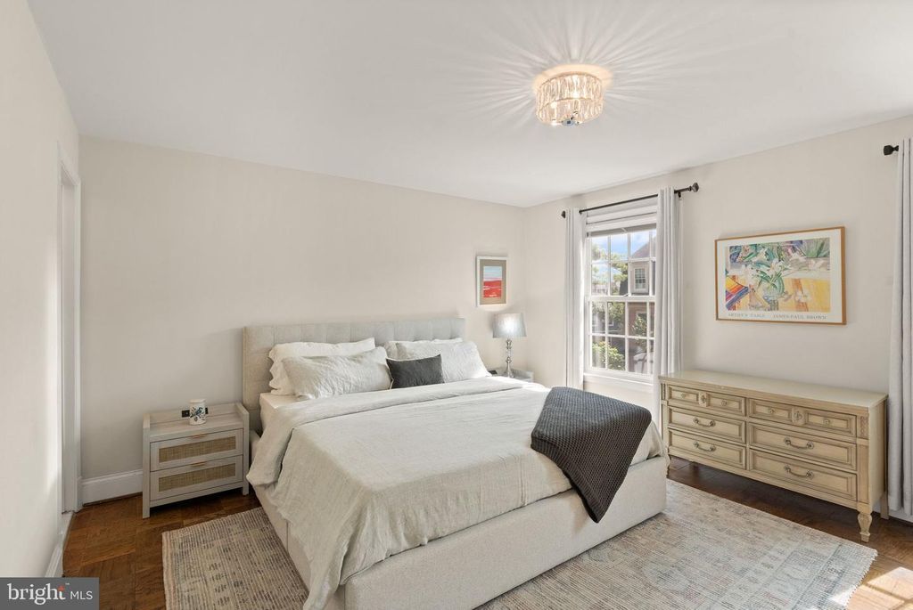 Image 29 of property listing at 1608 BELMONT ST NW #C, Washington, DC 20009