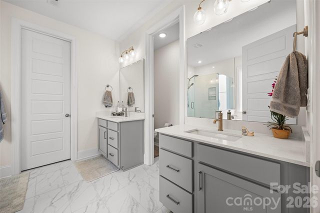 172 Triple Ponds Court, Clover, SC 29710