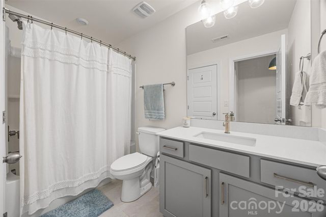 172 Triple Ponds Court, Clover, SC 29710