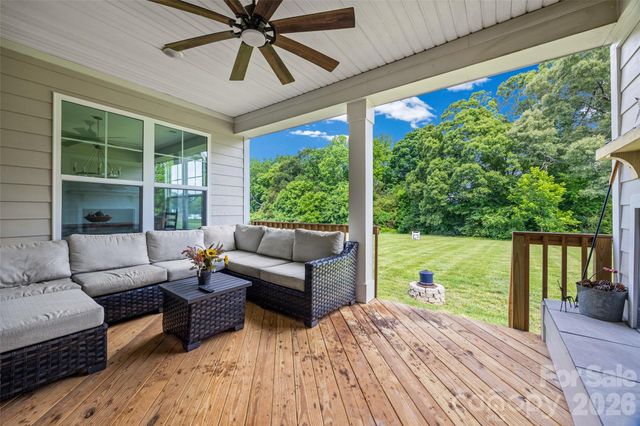 172 Triple Ponds Court, Clover, SC 29710
