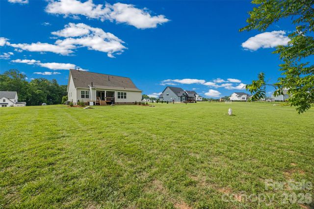 172 Triple Ponds Court, Clover, SC 29710