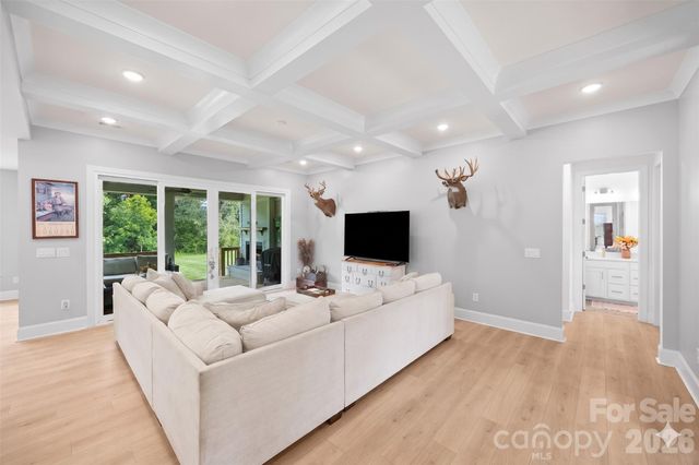172 Triple Ponds Court, Clover, SC 29710