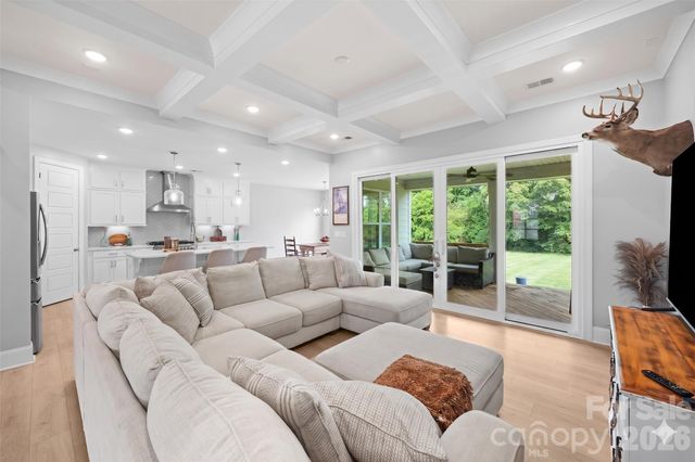 172 Triple Ponds Court, Clover, SC 29710