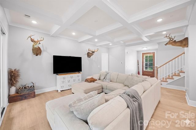 172 Triple Ponds Court, Clover, SC 29710