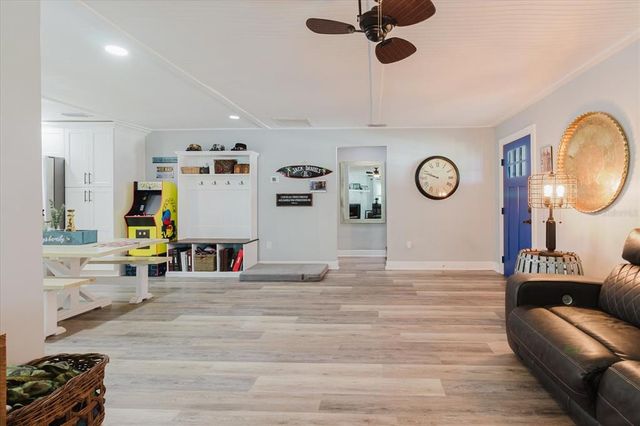 7404 BAY DRIVE, Tampa, FL 33635