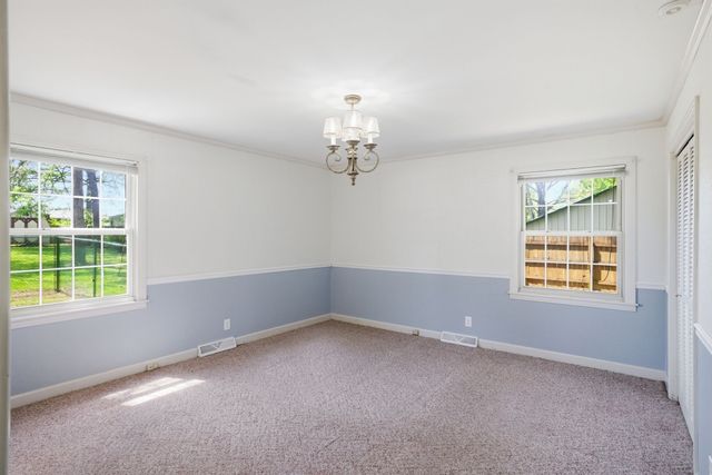 100 April Ln, Shelbyville, TN 37160