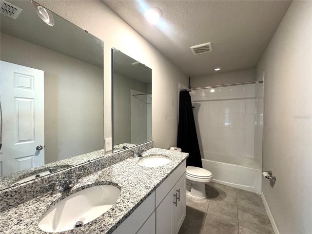 493 SUN WARBLER WAY, St Cloud, FL 34771