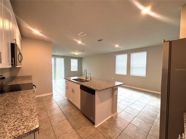 493 SUN WARBLER WAY, St Cloud, FL 34771