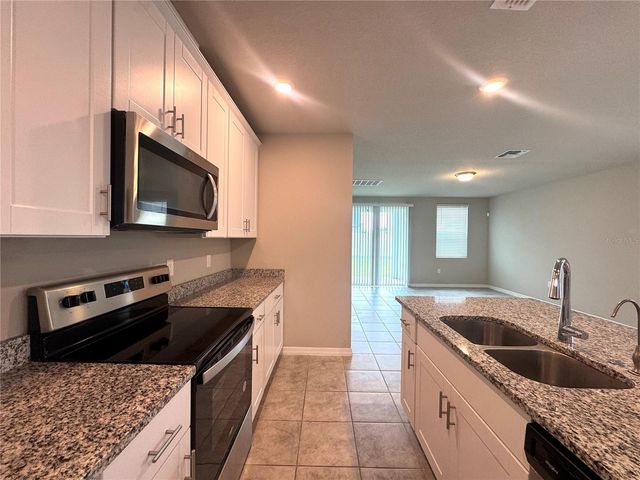 493 SUN WARBLER WAY, St Cloud, FL 34771